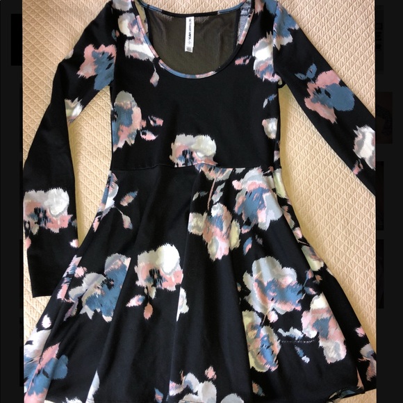 Size small Bethany Mota Dress - Picture 1 of 3